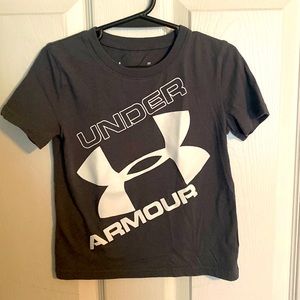 Boys 3t Under Armour shirt